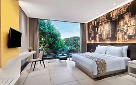 Fm7 Resort Hotel - Jakarta Airport